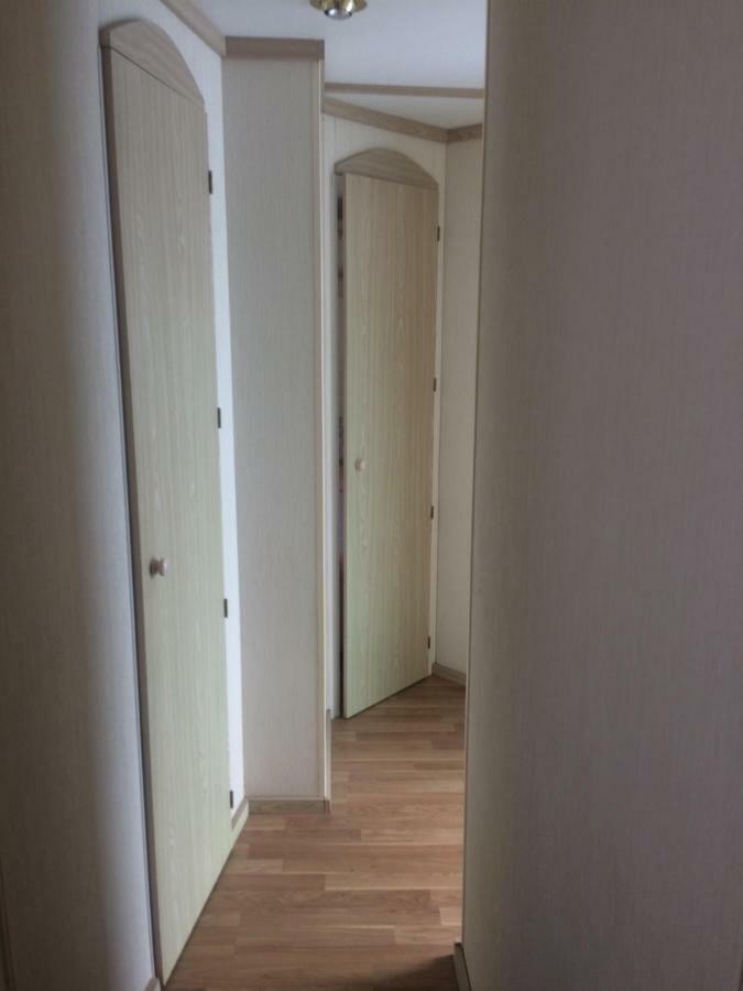 Ferienwohnung Kupai Apartman Tiszaújváros Exterior foto